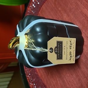 Pumpkin Measuring Cups